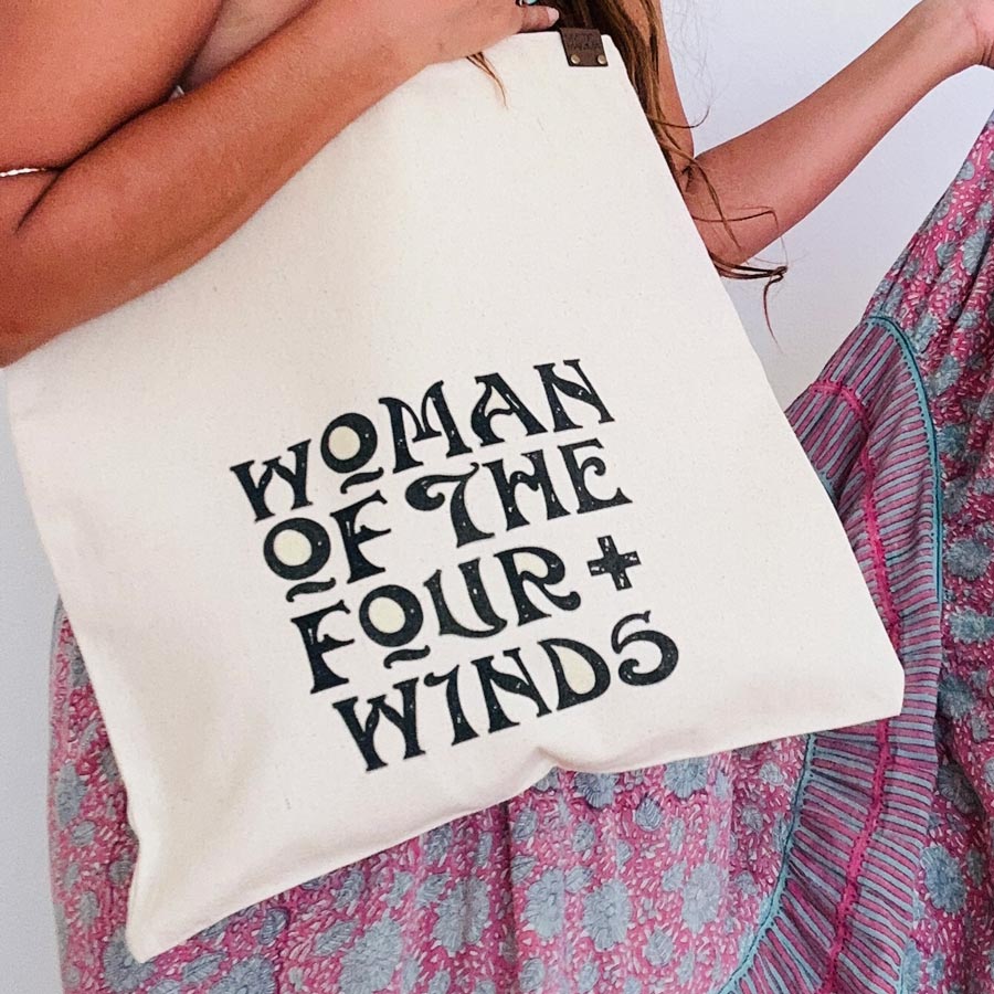 WOMAN OF THE FOUR WINDS TOTE'MM