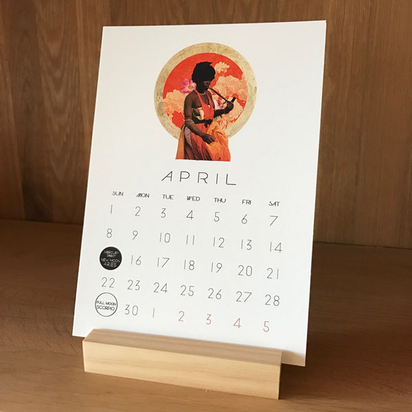 *2018* MYSTIC MAMMA Desk Calendar